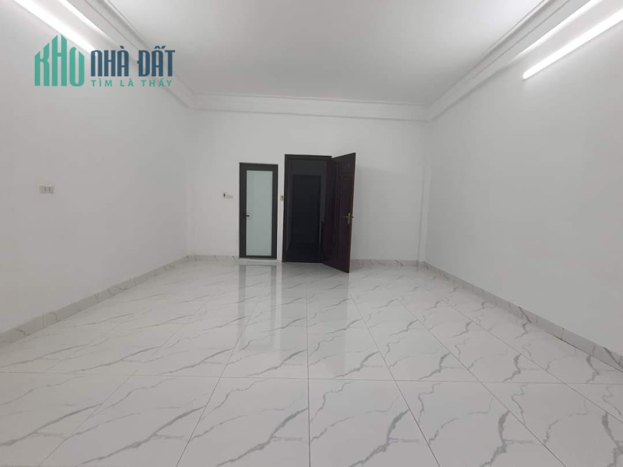 Nhà Hồng Tiến, Long Biên, 75m x 5 tầng, MT 5.2m, ô tô, ngõ thông, 10.95 tỷ