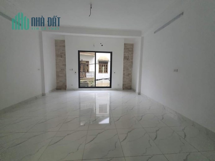 Nhà Hồng Tiến, Long Biên, 75m x 5 tầng, MT 5.2m, ô tô, ngõ thông, 10.95 tỷ