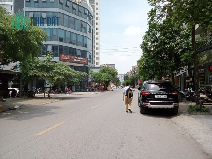 Bán nhà mặt phố Nguyễn Viết Xuân, Hà Đông, 94m2, mt7m, kinh doanh đắc địa giá nhỉnh 13 tỷ