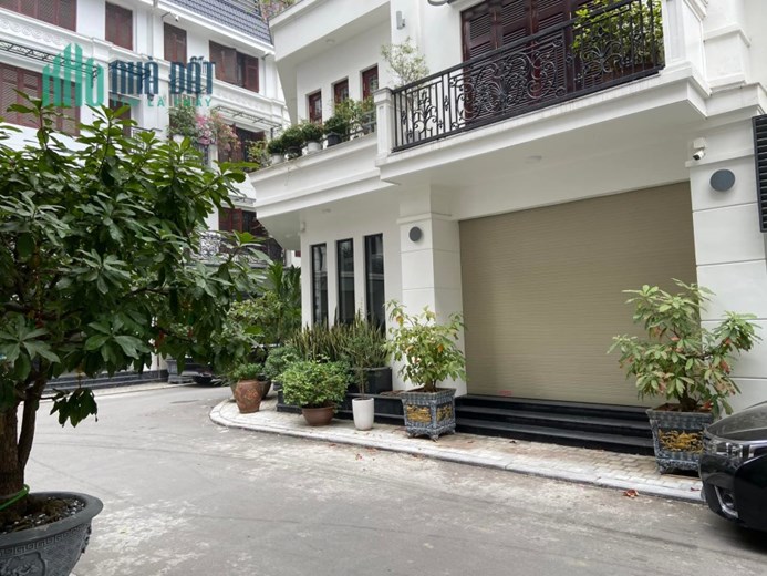 Chính chủ cho thuê nhà Lk 90 Nguyễn Tuân Quận Thanh Xuân - Hà Nội