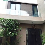 BÁN NHÀ QUẬN BẮC TỪ LIÊM- MẶT PHỐ ĐÔNG NGẠC  Ô TÔ ĐỖ CỬA , VỊ TRÍ QUÁ ĐẸP  – ĐƯỜNG RỘNG THÊNH THANG