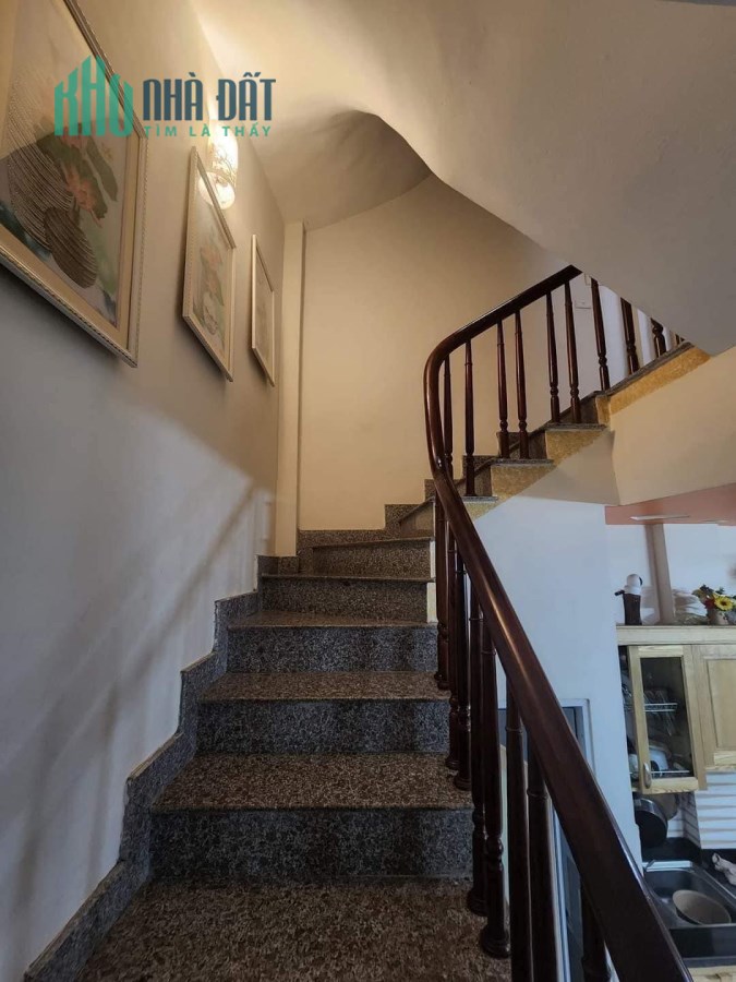 Bán nhà Xuân Đỉnh,ô tô đỗ cổng,20m ra mặt phố,nhà mặt ngõ,30m,5tầng,mt:3,9m