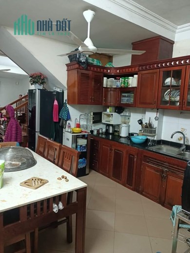 BÁN NHÀ HỒ TÙNG MẬU,100m ra phố,nhà trắc trắn,nhà hai mặt thoáng,54m2,4tầng,mt:4m