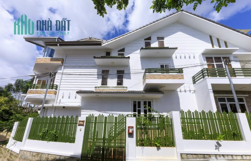 Villa 2 mặt tiền Trần Hưng Đạo, phường 3, Đà Lạt, 138m2 chỉ 18 tỷ, doanh thu 30tr/th, có view