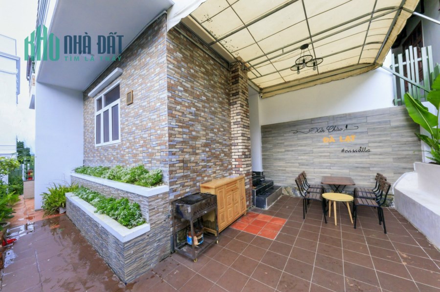 Villa 2 mặt tiền Trần Hưng Đạo, phường 3, Đà Lạt, 138m2 chỉ 18 tỷ, doanh thu 30tr/th, có view