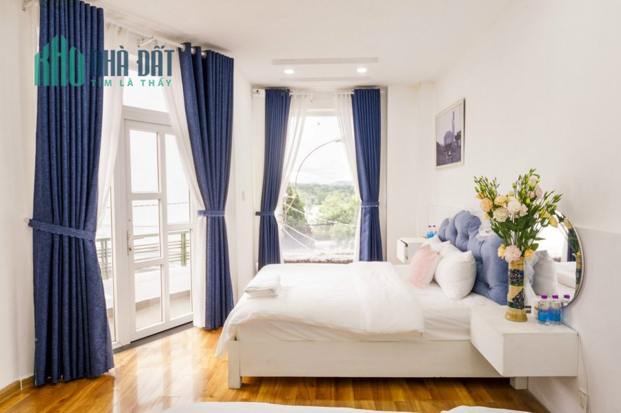 Villa 2 mặt tiền Trần Hưng Đạo, phường 3, Đà Lạt, 138m2 chỉ 18 tỷ, doanh thu 30tr/th, có view