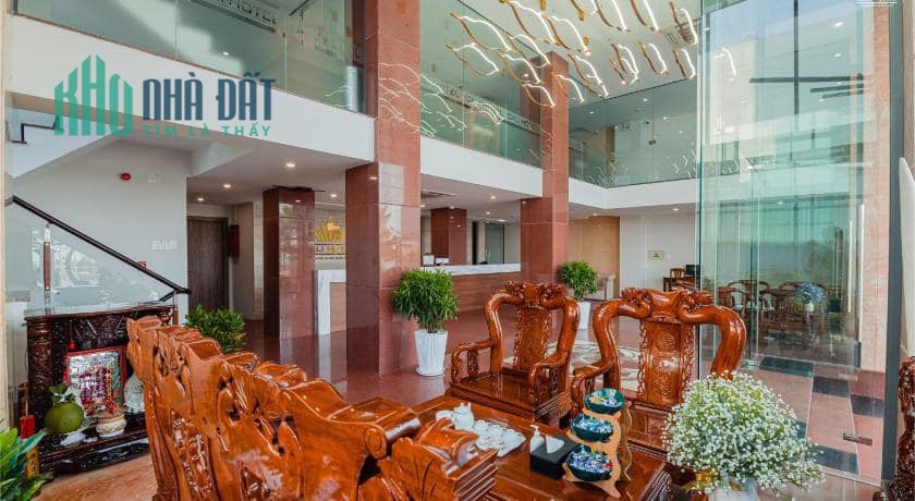 BÁN GẤP KS 5 SAO - NGAY HỒ ĐỐNG ĐA TP QUY NHƠN 20 X 15M, 10 TẦNG BTCT FULL NỘI THẤT CAO CẤP GIÁ CHỈ