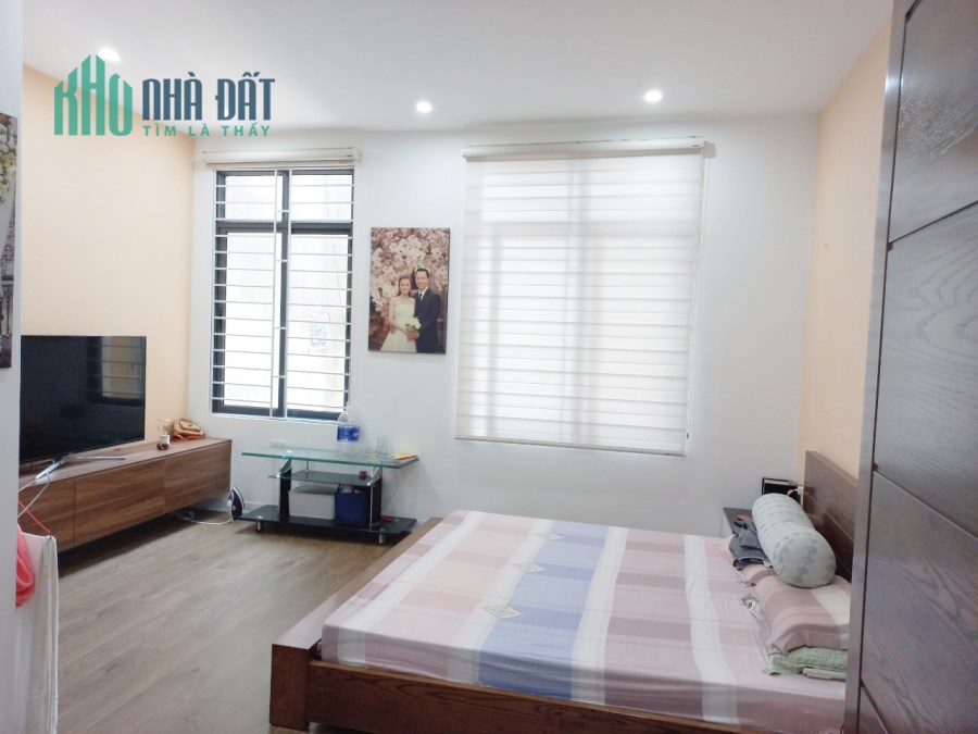 BÁN NHÀ NGÕ 115 LÁNG HẠ 6 TẦNG 45M, MT5M MỚI ĐẸP TẶNG FULL NỘI THẤT XỊN GIÁ 6.9 TỶ