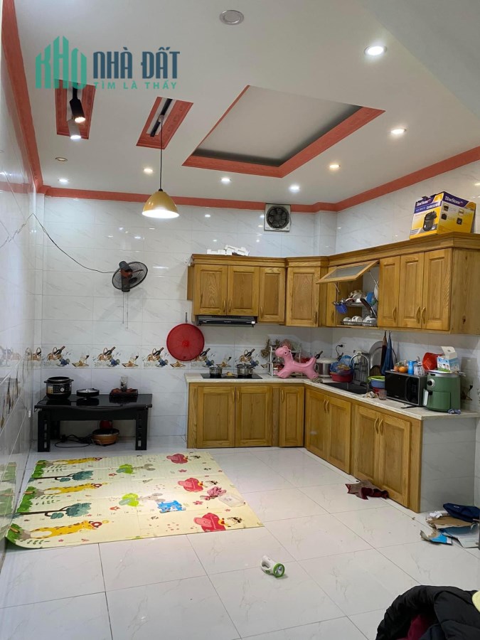 BÁN NHÀ NGÕ 6 MIẾU NHA-TÂY MỖ,NGÕ XE BA GÁC QUA,200M Ô TÔ ĐỖ,NỞ HẬU,60M2,3TẦNG,MT:3,5M.