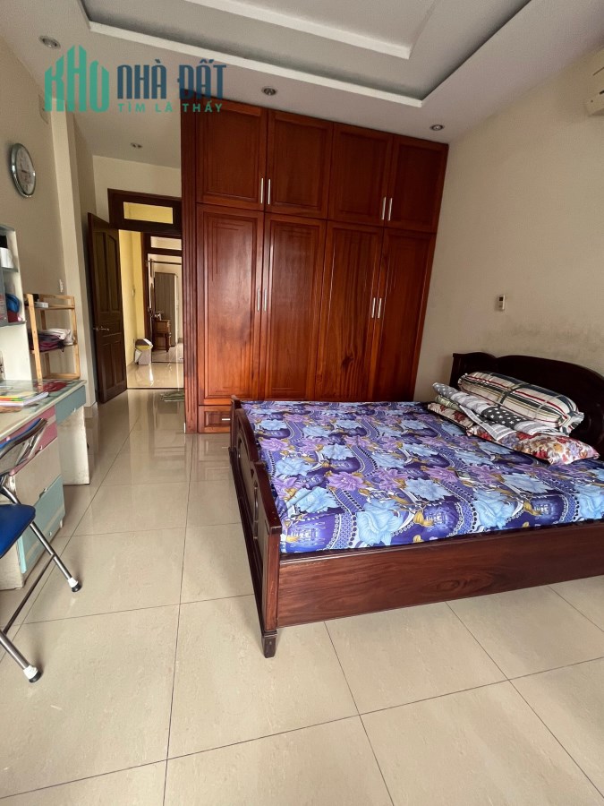 🏡 Giá cực tốt, cần tiền bán gấp nhà 2MT Thái Phiên, P8, Quận 11