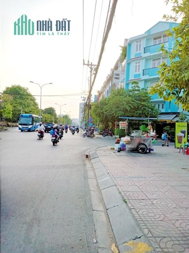 Nhà bán 3 Tầng hẻm thông 100 - 28C Dương Bá Trạc P2Q8