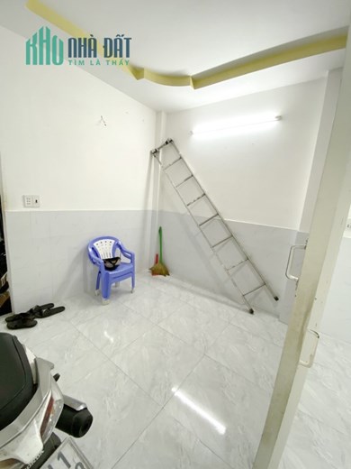 Cho thuê Mặt bằng đường Phạm Thế Hiển P4Q8 - Giá : 12 Triệu