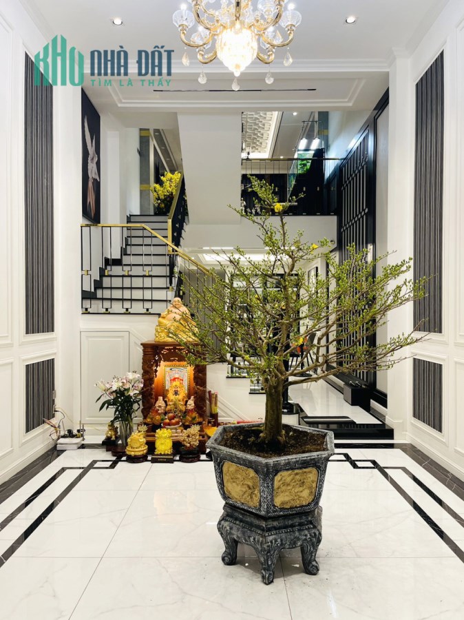Nhà mới 3 tầng HXH đường Nguyễn Trãi P7Q5 -  Giá : 13.5 Tỷ