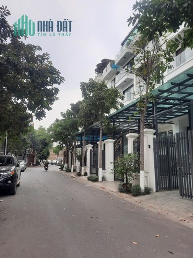 140m Biệt Thự Liền Kề Trung Tâm Quận Thanh Xuân. Chủ Thiện Chí Bán Giá Bất Ngờ