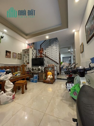 Bán Nhà 62M2 4Tầng Đường Tân Quý Quận Tân Phú.