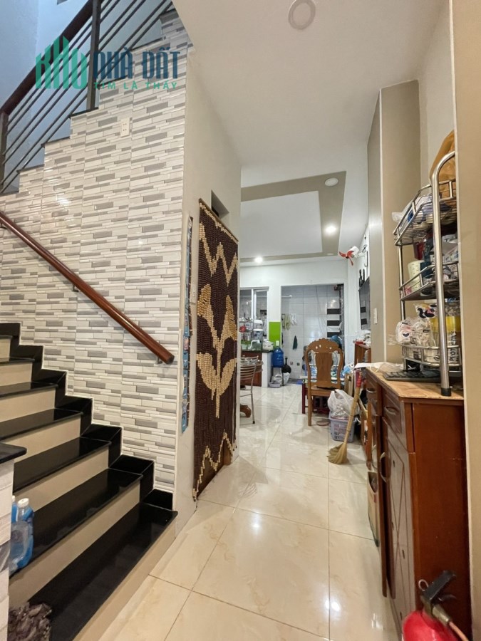 Bán Nhà 62M2 4Tầng Đường Tân Quý Quận Tân Phú.