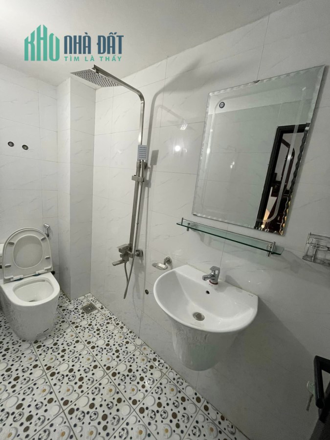48m 5 Tầng Giá 4,3 Tỷ Phố Pháo Đài Láng Đống Đa. Nhà Đẹp Vừa Ở Vừa Cho Thuê. Chủ Tự Xây Kiên Cố.