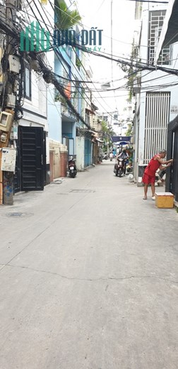 Bán nhà Rẻ Đẹp Q4 Đoàn Văn Bơ
 Ngang 3.45x6.5m- 2 tấm giảm 400 triệu còn 2 tỷ.. Cách Mặt Tiền 15m