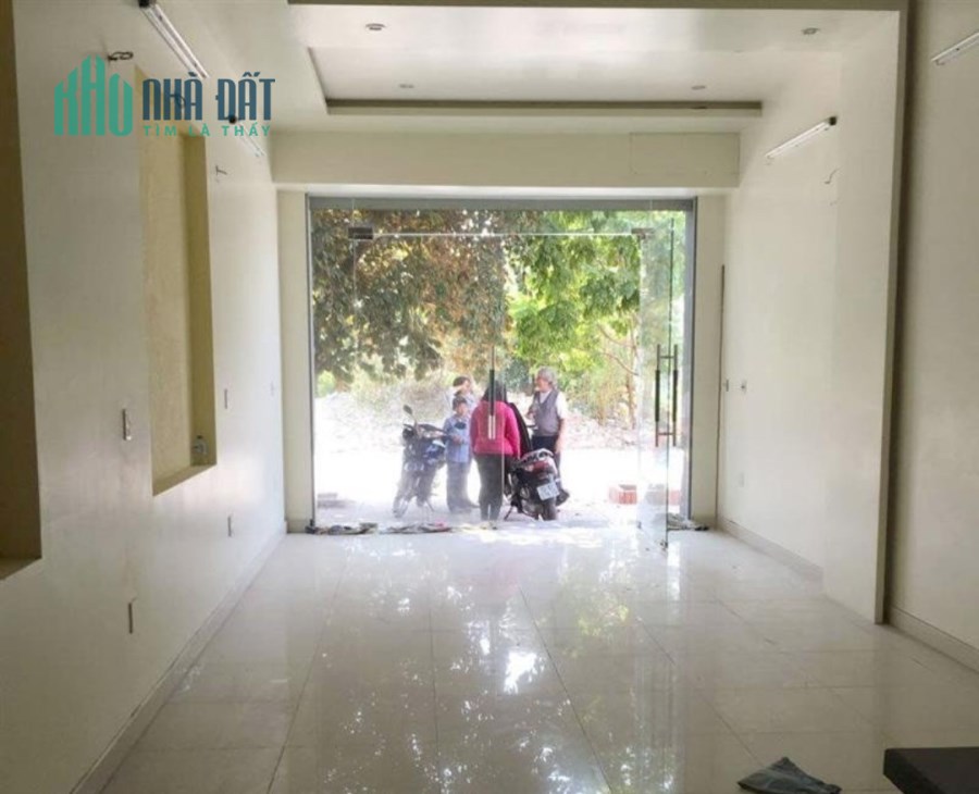 Bán nhà mặt đường Quán Nam giá chỉ 7.65 tỉ, diện tích 85m 5 tầng độc lập vị trí đẹp