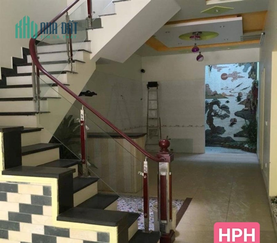 Bán nhà mặt đường Quán Nam giá chỉ 7.65 tỉ, diện tích 85m 5 tầng độc lập vị trí đẹp