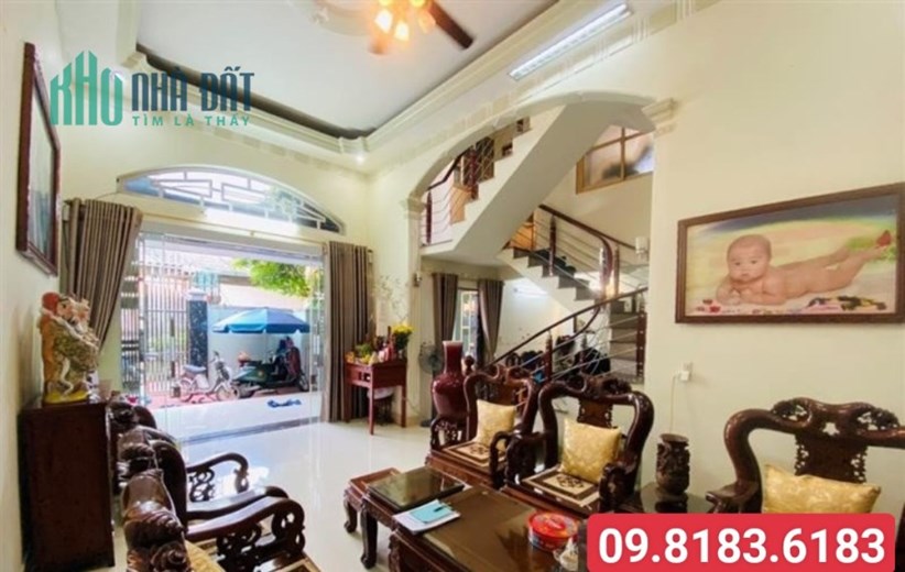 Bán nhà ngõ 124 Lạch Tray, Diện tích 90m 3 tầng sân cổng riêng, dân xây, GIÁ 4.3 tỉ