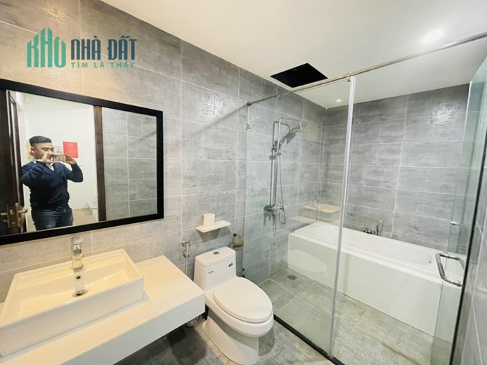60m Mặt Tiền 5.5m Phố Phương Mai Đống Đa. Lô Góc Mặt Hồ Kinh Doanh Đỉnh. Chủ Muốn Bán Nhanh