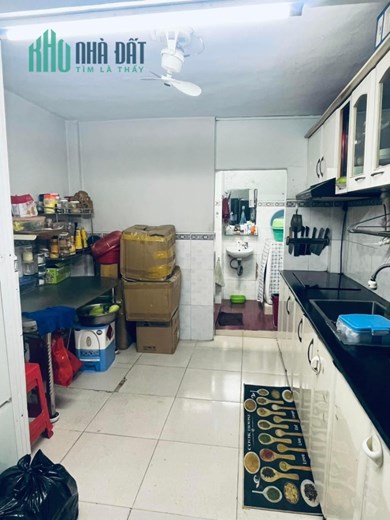 LÃNH BINH THĂNG - VỊ TRÍ ĐẸP - ÍT NHÀ BÁN - KẾT CẤU 3 TẦNG ĐÚC BTCT - NỞ HẬU - GẦN CHỢ - CÔNG VIÊN