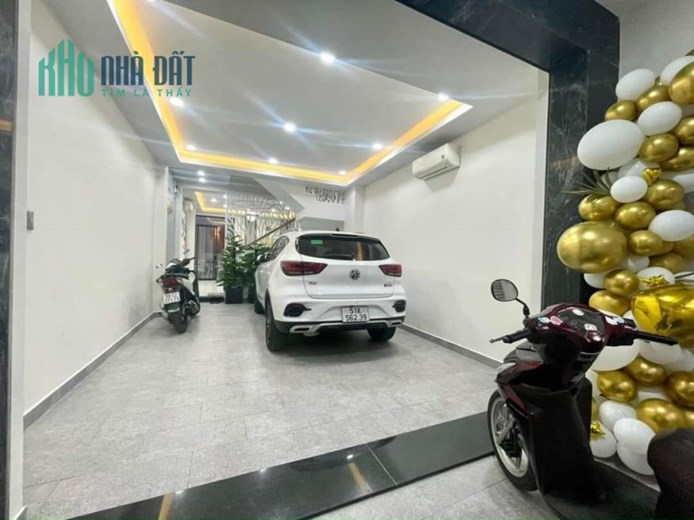 KINH DOANH MỌI NGÀNH NGHỀ -VỈA HÈ KHỦNG  5.5m- LÂM VĂN BỀN. Q7. 

5.5 *14 CHỈ :19.8 TỶ TL