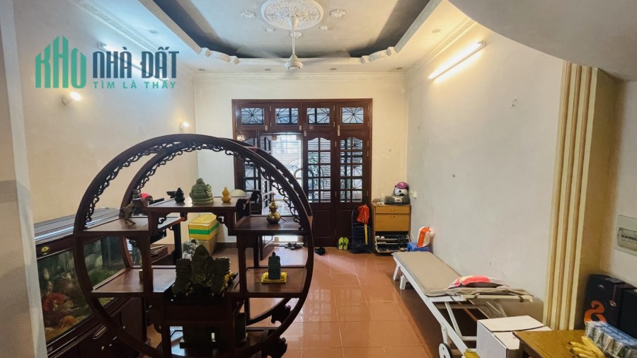 Hàng HOT Cầu Giấy, Hoàng Quốc Việt 45m 4 tầng, mặt tiền 5m, ngõ KD ô tô tránh nhau chỉ 9 tỷ, cho