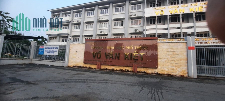 CHỈ..4.8 TỶ - NHÀ QUẬN 8  -  3 TẦNG -  NGUYỄN CHẾ NGHĨA -  ÔTÔ  NGỦ TRONG NHÀ – 42.3m2- NỞ HẬU -