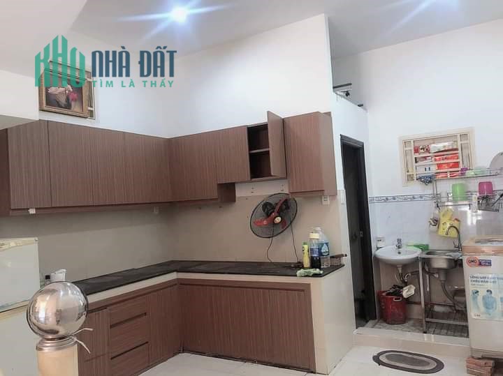 Nguyễn Hữu Thọ. Quận 7 Cần Bán Nhà Gấp Giá Cực Mềm 3 Tỷ Nhỉnh DT 61M2. HXH Tránh. Nhà Đẹp Nở Hậu Sổ