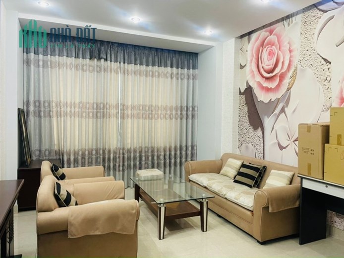 Chủ Ngộp Bán nhà 3 tầng BTCT HXH An Dương Vương Phường 9 Quận 5 50m2 chỉ 10.99 tỷ