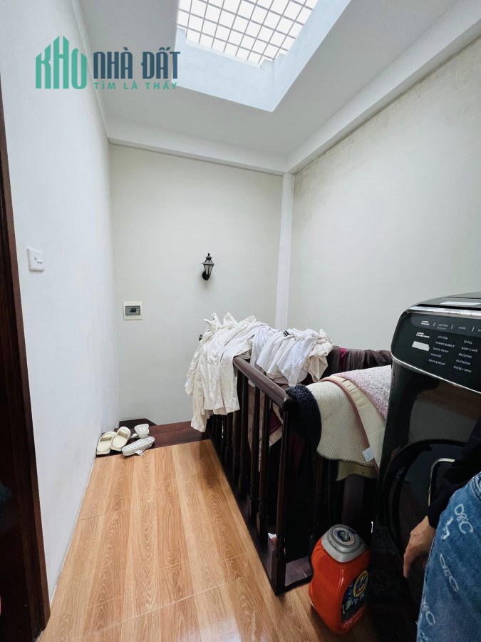Bán căn nhà 56m2 phố Âu Cơ, Tây Hồ 5 ngủ 10m Ô tô tránh 5.2 Tỷ