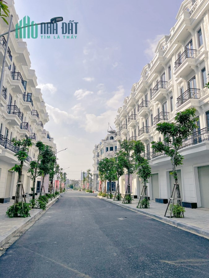 BIỆT THỰ LÔ GÓC - KIẾN HƯNG LUXURY. MB 75m2 giá chào 12.5 tỷ