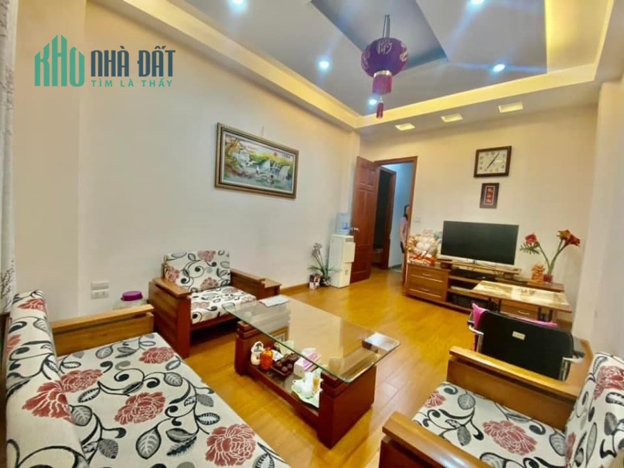 BÁN NHÀ PHỐ LÊ ĐẠI HÀNH- TRUNG TÂM HÀ NỘI- NHÀ ĐẸP Ở LUÔN