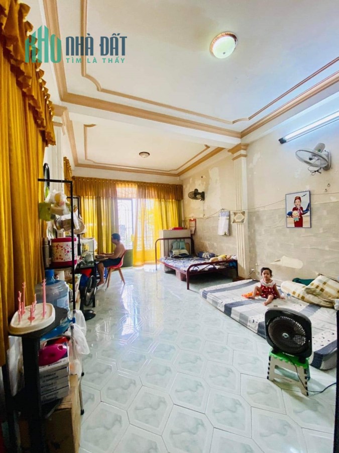 15 TỶ GIẢM CÒN 8.9 TỶ, ĐỊNH CƯ BÁN GẤP, 4X16.5m, 4 TẦNG CMT8 P11 QUẬN 3