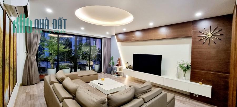 Bán gấp nhà phố Vạn Phúc, Ba Đình 63m, 5 tầng, mt 5.8m. Giá: 15.5 tỷ