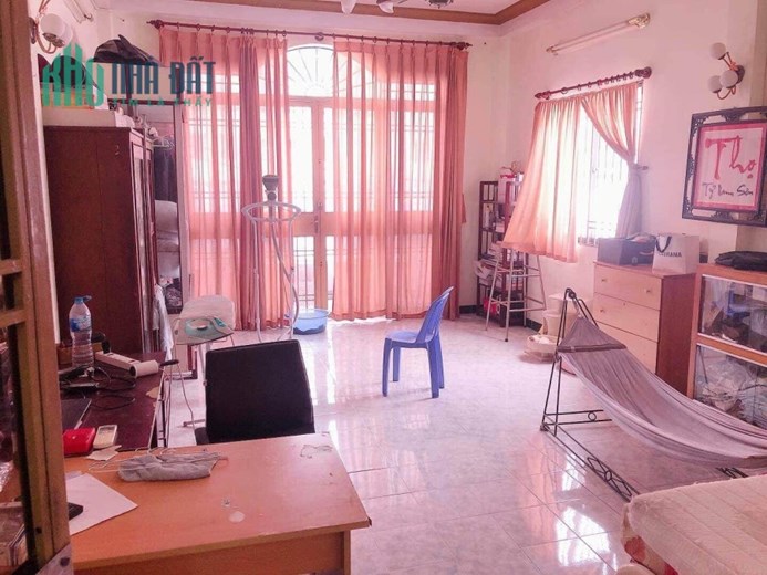 Ngộp sâu, Trường Chinh 135m2, sát mặt tiền, 3 Tầng gần UBND Quận, 13.5 Tỷ TL