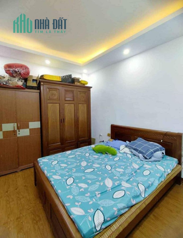 Bán nhà đường Tân Kỳ Tân Quý quận Bình Tân, Hẻm Xe Hơi, 4x12x5 Tầng, Chỉ 4 Tỷ