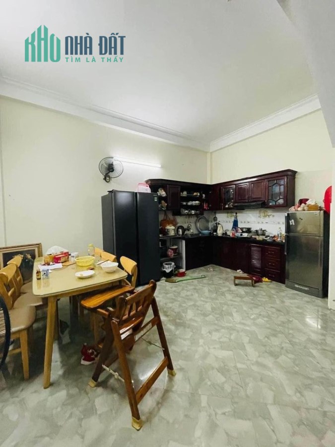 Bán Nhà Mặt Tiền Kinh Doanh Nguyễn Sơn Quận Tân Phú, 4x25x3 Tầng, Chỉ 7 Tỷ