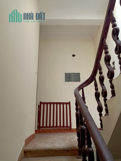 Bán nhà đường  Phạm Văn Đồng 65m2 4 tầng đang cho thuê