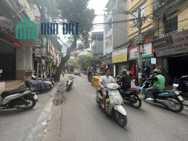 MẶT PHỐ - OTO TRÁNH – VỈA HÈ 2 BÊN – KINH DOANH SẦM UẤT