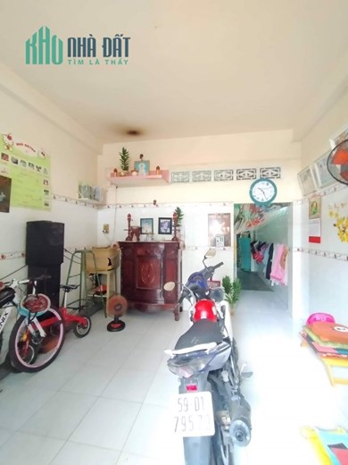 Bán nhà hẻm 6m Nguyễn Văn Yến quận Tân phú 65m2 nhỉnh 5 tỷ