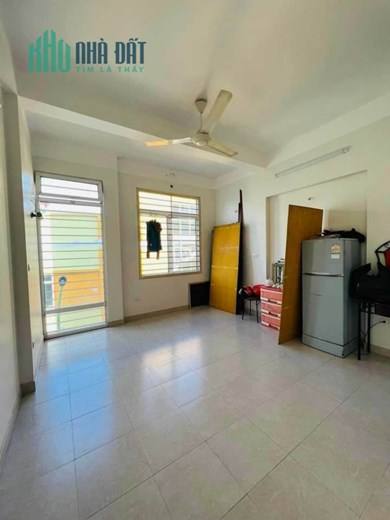 Chuyển nhượng nhà #ĐỊNHCÔNGTHƯỢNG - #HOÀNGMAI ngõ thoáng, 30m ra mặt phố, 44m x5 tầng giá 3.9 tỷ.