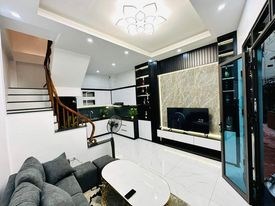 BÁN NHÀ LÊ TRỌNG TẤN, THANH XUÂN, Ô TÔ, TẶNG NỘI THẤT, 30M2 5T, GIÁ 3.28 TỶ