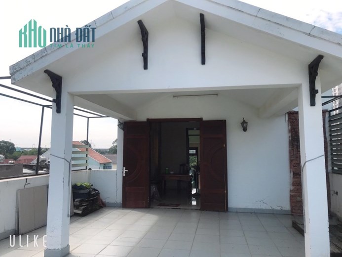 NHÀ DIỆN TÍCH KHỦNG ( NỘI THẤT GỖ ) THUOC PHƯỜNG TRƯỜNG THỌ, TP THỦ ĐỨC. MẶT TIỀN ĐƯỜNG LỚN CHO
