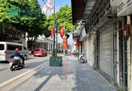 Bán nhà mặt phố Tràng Tiền, 188m2 trung tâm Hoàn Kiếm. LH: Địa Thủy Sư Trần Thọ 0906299843