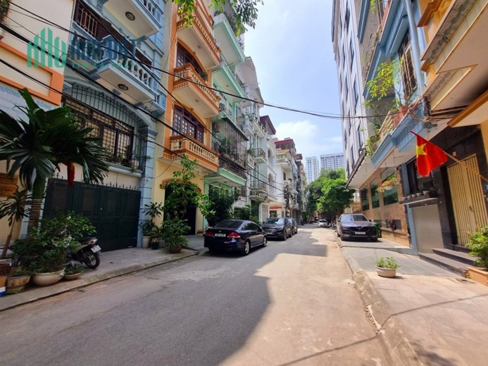 Bán nhà CẦU GIẤY – Trung Kính TO - SIÊU HIẾM – Ôtô tránh, vỉa hè – 80m2 x 5 tầng - Chỉ 21 tỷ