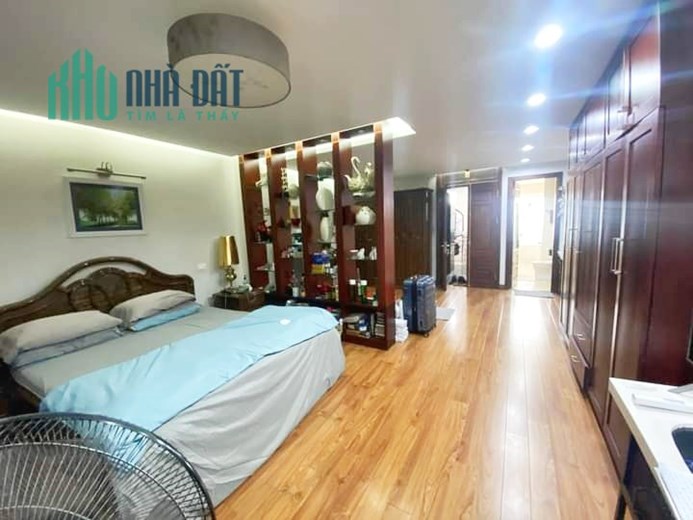 Mặt phố Tây Sơn, Đống Đa DT123m2 8T MT6m tòa văn phòng đẳng cấp chủ tự xây