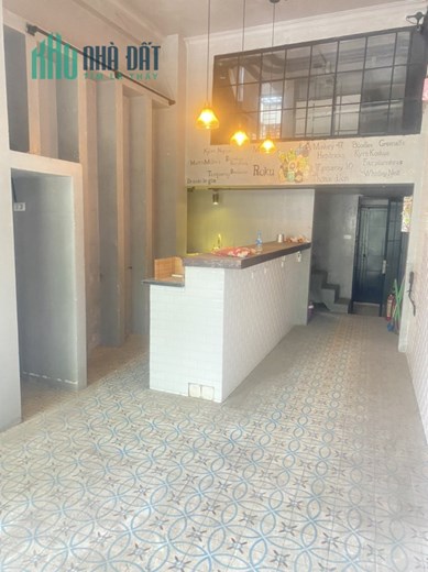 Cho thuê nhà mặt phố Cầu Gỗ  tầng 3,4,5 trung tâm quận Hoàn Kiếm